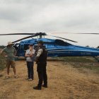 El helicóptero aterrizó en un terreno de la isla Mocolí a las 14:50 del martes 2