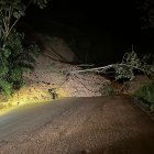 La vía Cuenca- Girón- Pasaje está cerrada en el kilómetro 114, sector Vivar.