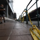 Clausura. El sello de clausura fue colocado el miércoles 3 de enero, pero la mañana del 4 ya no estaba y la cinta de peligro fue arrancada.