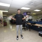 Juan Fernando Toledo, antes de viajar a Estados Unidos, se dio una vuelta por la redacción de Expreso.