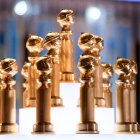 Fotografía cedida por la Asociación de la Prensa Extranjera de Hollywood (HFPA) donde se muestran las estatuillas de los premios Golden Globe.