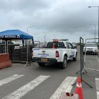 n los exteriores de la cárcel de Machala hay un contingente policial.