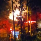 Incendio de vehículo en la parroquia El Valle