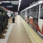 El Metro de Quito permanece militarizado.