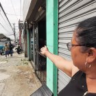 Moradores y comerciantes aledaños a la cárcel de El Inca piden la salida del centro penitenciario por la inseguridad que genera en el sector.