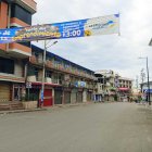 Temor. El riesgo de ser saqueados o asaltados obligó a propietarios de locales a tomar precaución.