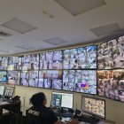 Las instalaciones cuentan con un sistema de circuito cerrado con 278 cámaras de videovigilancia.
