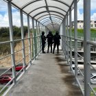 Miembros de la Policía acudieron al sitio para hacer las investigaciones.