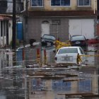 1.Daños. Al menos seis carros quedaron dañados bajo el agua en la 13ava etapa de La Alborada