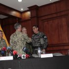 Informe. El miércoles, el comandante de la Policía César Zapata, durante la evaluación de las acciones por el decreto 111.