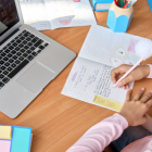 Referencial. Los estudiantes ecuatorianos deberán seguir estudiando desde sus casas.