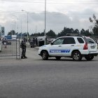 Funcionarios penitenciarios continúan retenidos al interior del CPL Cotopaxi.