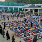 Intervención. Los militares ingresaron a las prisiones y enviaron a los reos al patio para revisar el interior de la infraestructura.