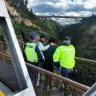 Un joven de 23 años quiso acabar con su vida, el motivo fue por problemas sentimentales.