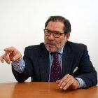 Defensa: El abogado Eduardo Carmigniani defiende el derecho de informar y el derecho del público de ser informado de las relaciones entre Jordán y Ronny Aleaga.