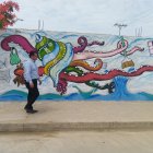 Los exalumnos del centro educativo han empezado a restaurar la cerca.