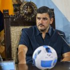 Aquiles Álvarez, ex directivo amarillo, ahora alcalde viste de azul.