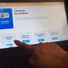 En la página oficial de la ANT se debe generar el turno para pagar la licencia de conducir.