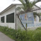 1. Dolores Cacuango. En el campamento del colegio forzaron las puertas y se llevaron varios artículos tecnológicos y materiales didácticos.