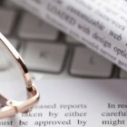 La verificación de la información es clave para evitar la divulgación de noticias falsas.