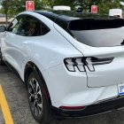 Las estaciones de recargas de Tesla empiezan a repartirse por EE.UU y Canadá.