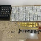 En la casa de Norero se incautaron joyas, relojes, dinero enefectivo, lingotes de oro, armas, cuya legalidad quiso justificar su abogado