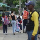 En los pocos planteles que volvieron al aula en Guayaquil, predominó la seguridad privada.