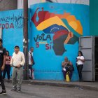 Caracas. Foto del mural con el mapa del territorio en disputa.