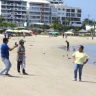 Anhelo. Familias y visitantes coinciden en querer que Salinas recupere la paz y el orden que tuvo décadas atrás.