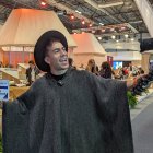 Damián Bernal, influencer ecuatoriano que visitó el stand de Ecuador