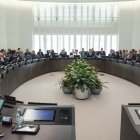 Directorio del Fondo Monetario en una reunión.