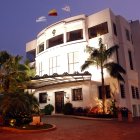 El Club de la Unión está ubicado en la calle Olmedo y avenida Malecón, en el centro de Guayaquil.