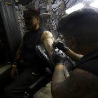 Negocio. En los locales de tatuajes, que son formales, se toman en cuenta las medidas de bioseguridad.