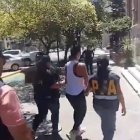 Una de las detenidas por la Policía Federal de Argentina.