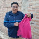 Luis Quishpe esperó casi tres horas por una firma y para conocer a Richie de cerca.