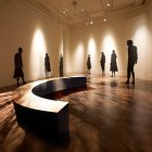 Artista. Visita los recuerdos y se presenta en el pasado para habitar en turbulentos ingresos sin ver amenazas emocionales