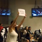 La bancada del correísmo defendió su postura de que la banca y los empresarios aporten a la guerra.