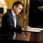 El presidente Noboa firmó el veto al proyecto de Ley para Enfrentar el Conflicto Interno este 6 de febrero de 2024.