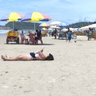 Control. Serán decomisadas las espumas que lleven los turistas.