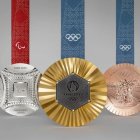 Las preseas tienen incrustado un fragmento de acero de la Torre Eiffel para cumplir con los objetivos dela organización.