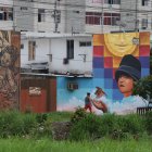 MURALES EN SOCIO VIVIENDA TRES ... FD: CARLOS KLINGER ... 31-01-2024 ag-periodistas