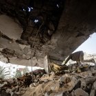 Gaza (---), 10/02/2024.- A Palestinian from the Ghannam family checks the damages inside the family home after an Israeli air strike hit the Rafah refugee camp, southern Gaza Strip, 10 February 2024. Israel"s Prime Minister Netanyahu on 09 February ordered the Israeli military to present a plan of evacuation of Palestinians from Rafah. Nearly 28,000 Palestinians and over 1,300 Israelis have been killed, according to the Palestinian Health Ministry and the Israel Defense Forces (IDF), since Hamas militants launched an attack against Israel from the Gaza Strip on 07 October 2023, and the Israeli operations in Gaza and the West Bank which followed it. EFE/EPA/HAITHAM IMAD