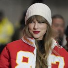 Imagen de la cantante en uno de los anteriores eventos deportivos de los Chiefs Kansas City.