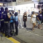 Hay presencia de personal de seguridad en el balneario.