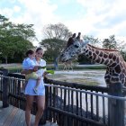 Lavinia de Noboa con su hijo mayor.