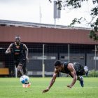 Cristhian Solano trabajando en la pretemporada con Barcelona.