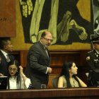 Henry Kronfle en la sesión 900 de la Asamblea Nacional.