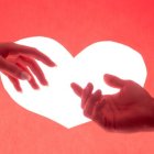 Cada 16 de febrero se celebra el Día de los Amores Imposibles