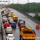 Las vías de Guayaquil aún luces mojadas tras la fuerte lluvia.