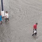 Varias calles del cantón Santa Ana, en Manabí, amanecieron inundadas este martes 20 de febrero, tras las intensas lluvias.
